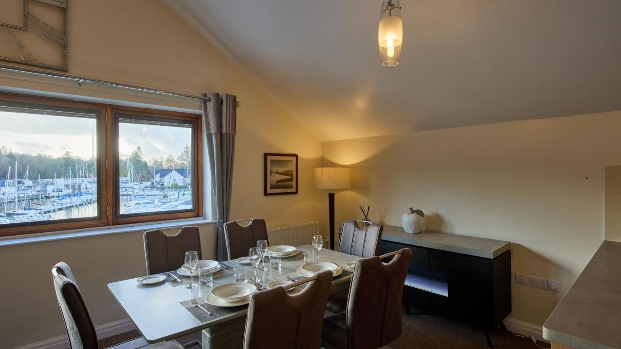 Lake District Apartment At Windermere Marina Village Боунес-он-Уиндермер Экстерьер фото