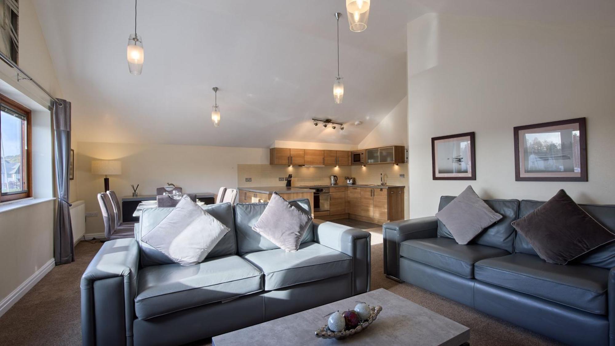 Lake District Apartment At Windermere Marina Village Боунес-он-Уиндермер Экстерьер фото